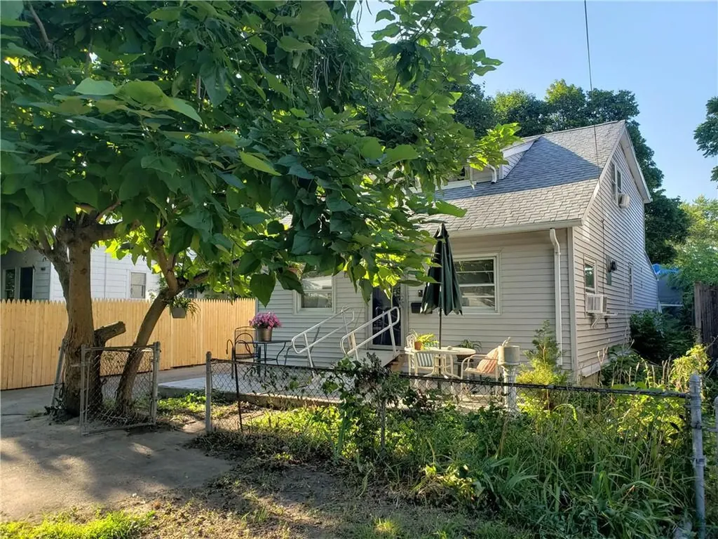 39 Ottawa Avenue Warwick RI 02889