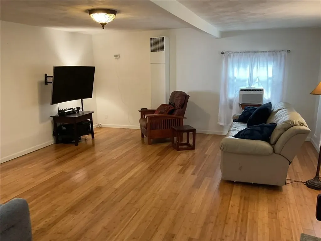 39 Ottawa Avenue Warwick RI 02889