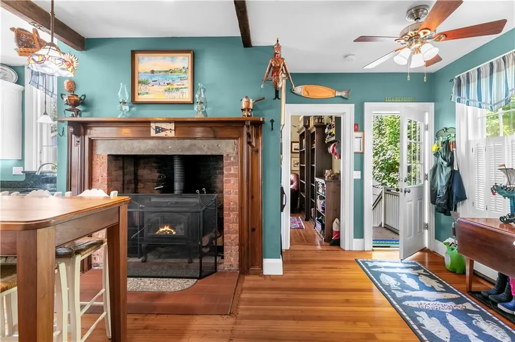22 Greenough Place Newport RI 02840