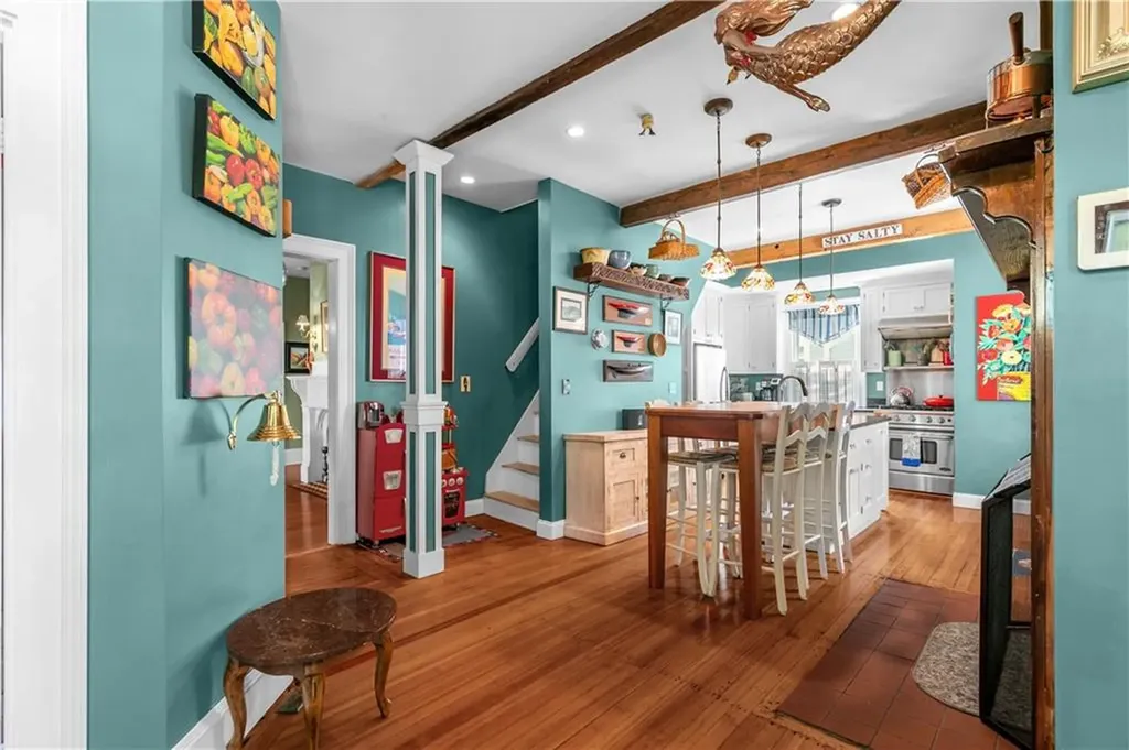 22 Greenough Place Newport RI 02840