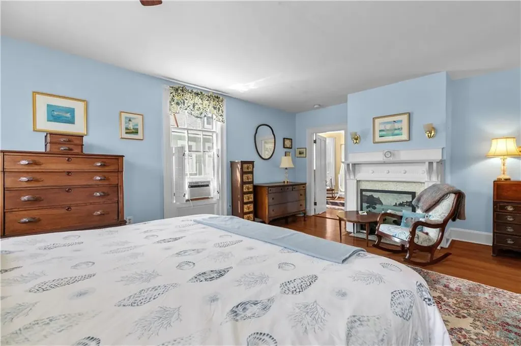 22 Greenough Place Newport RI 02840