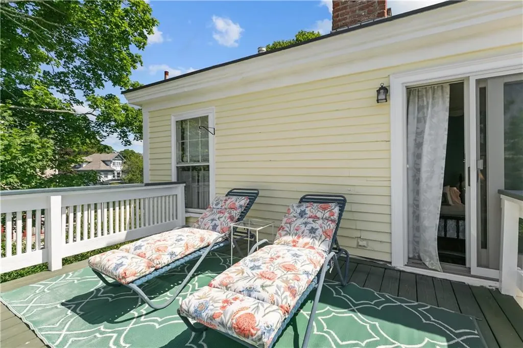 22 Greenough Place Newport RI 02840