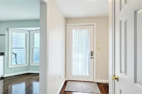 12 Valley Lane Portsmouth RI 02871