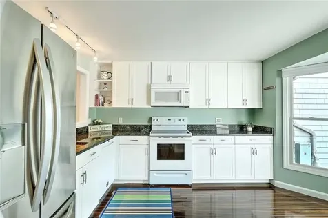 12 Valley Lane Portsmouth RI 02871