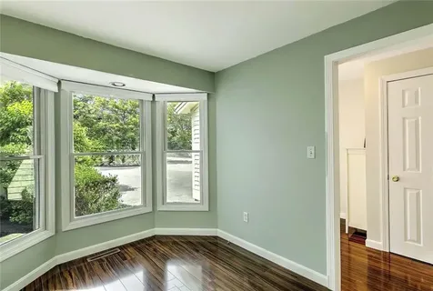 12 Valley Lane Portsmouth RI 02871