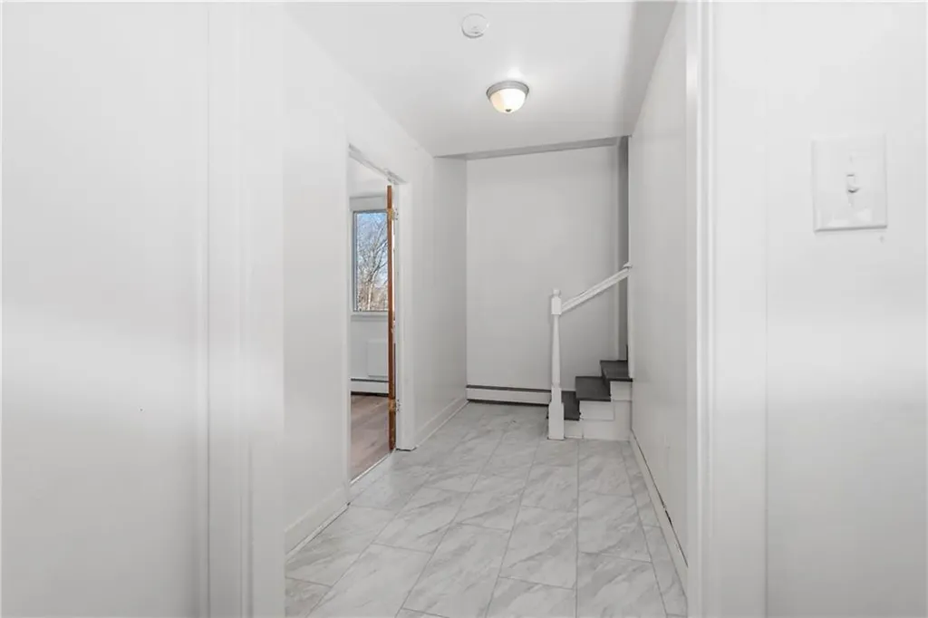 58 Hamlet Avenue Woonsocket RI 02895