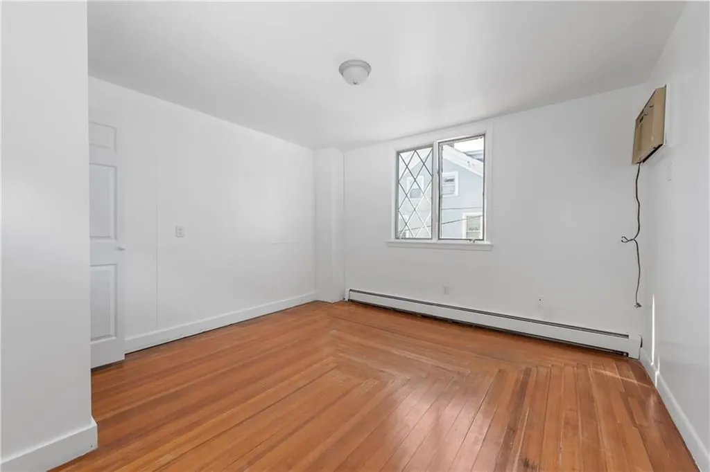 58 Hamlet Avenue Woonsocket RI 02895