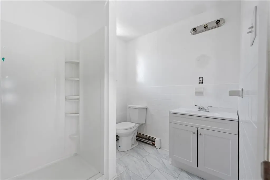 58 Hamlet Avenue Woonsocket RI 02895