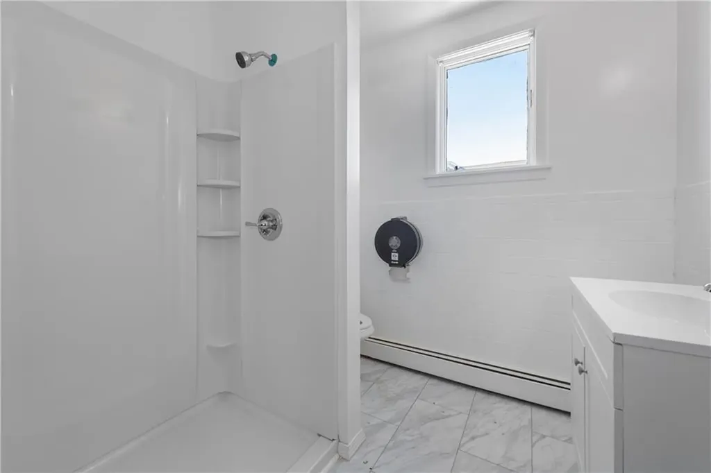 58 Hamlet Avenue Woonsocket RI 02895