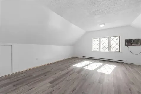 58 Hamlet Avenue Woonsocket RI 02895