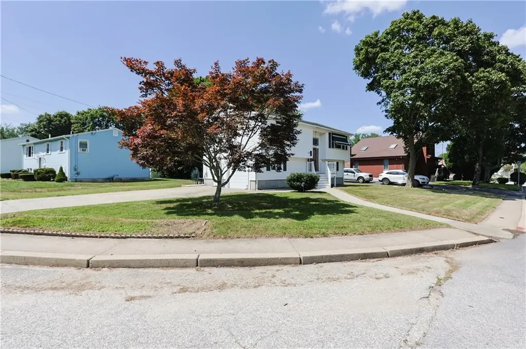 15 Blue Jay Drive Cranston RI 02920