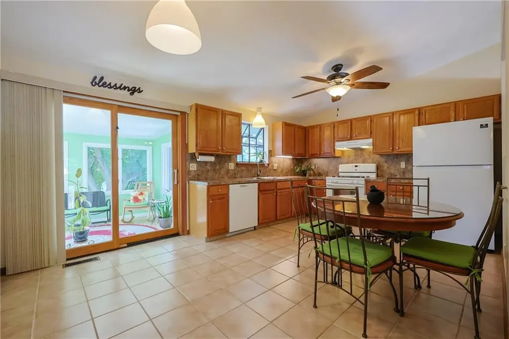 15 Blue Jay Drive Cranston RI 02920