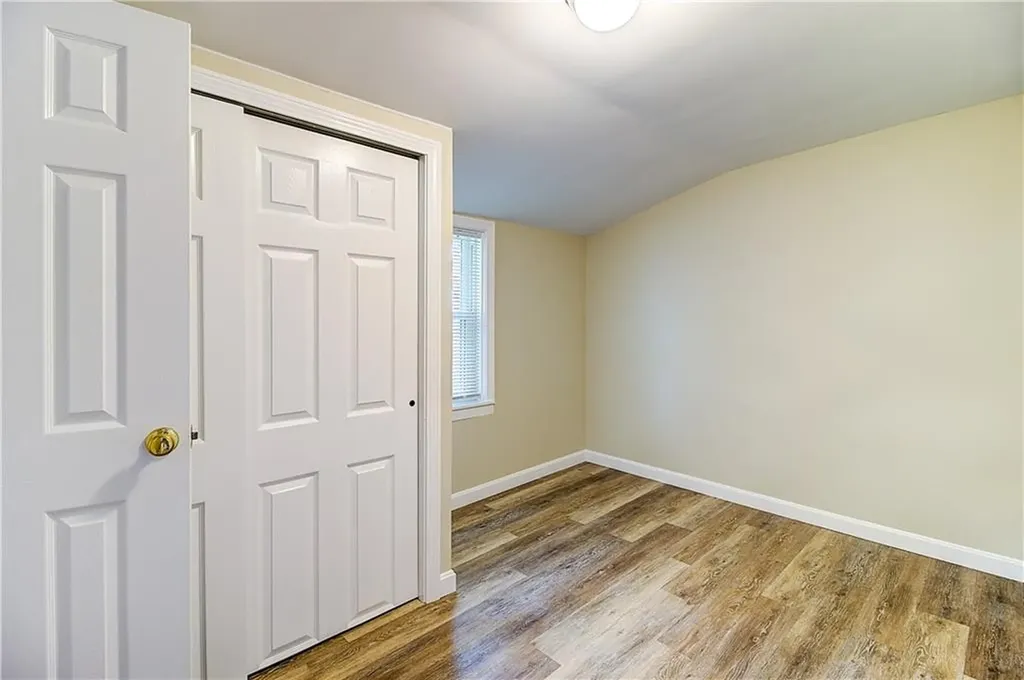 128 John Street Warwick RI 02889