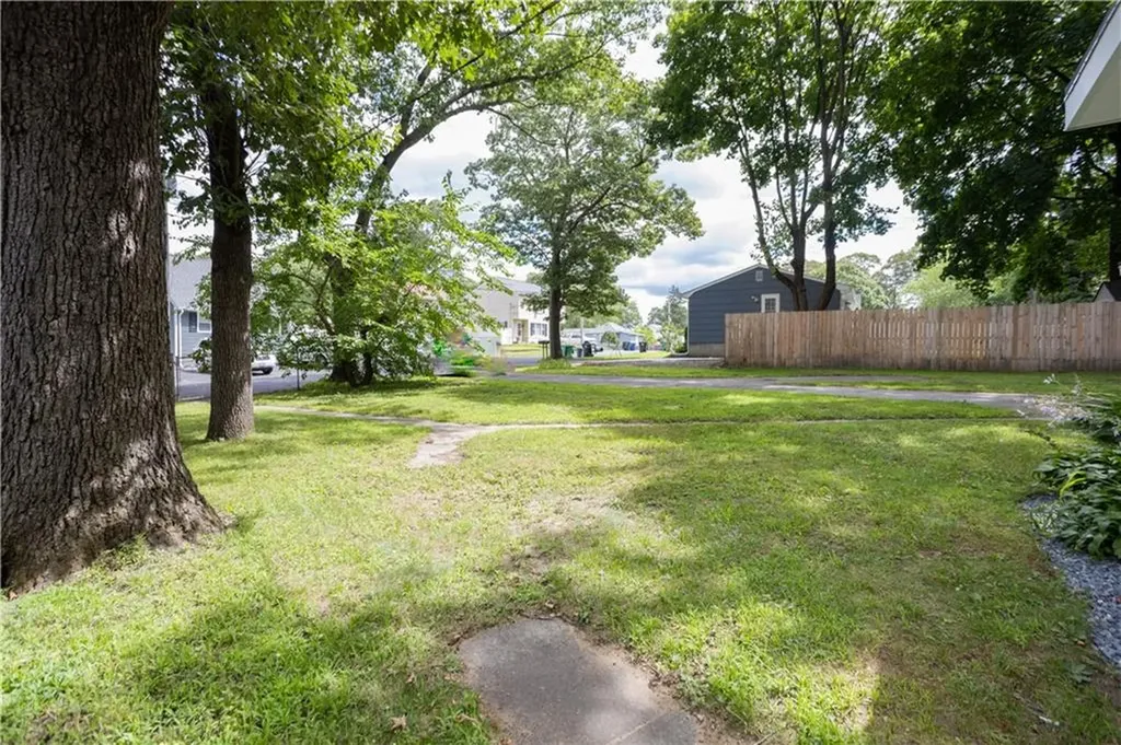 128 John Street Warwick RI 02889