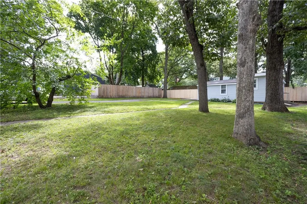 128 John Street Warwick RI 02889