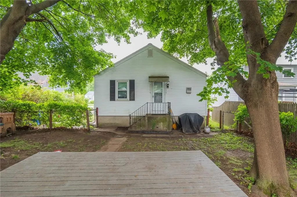 109 Fordson Avenue Cranston RI 02910