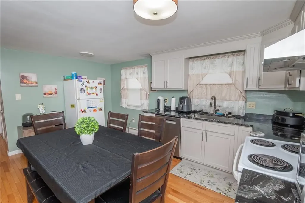 109 Fordson Avenue Cranston RI 02910