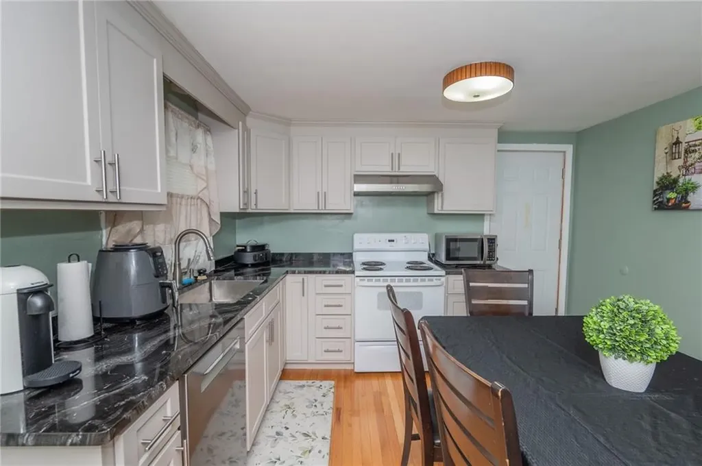 109 Fordson Avenue Cranston RI 02910