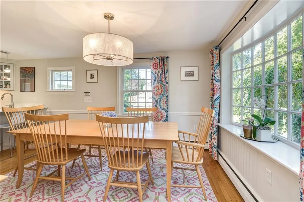 261 Lincoln Avenue Barrington RI 02806