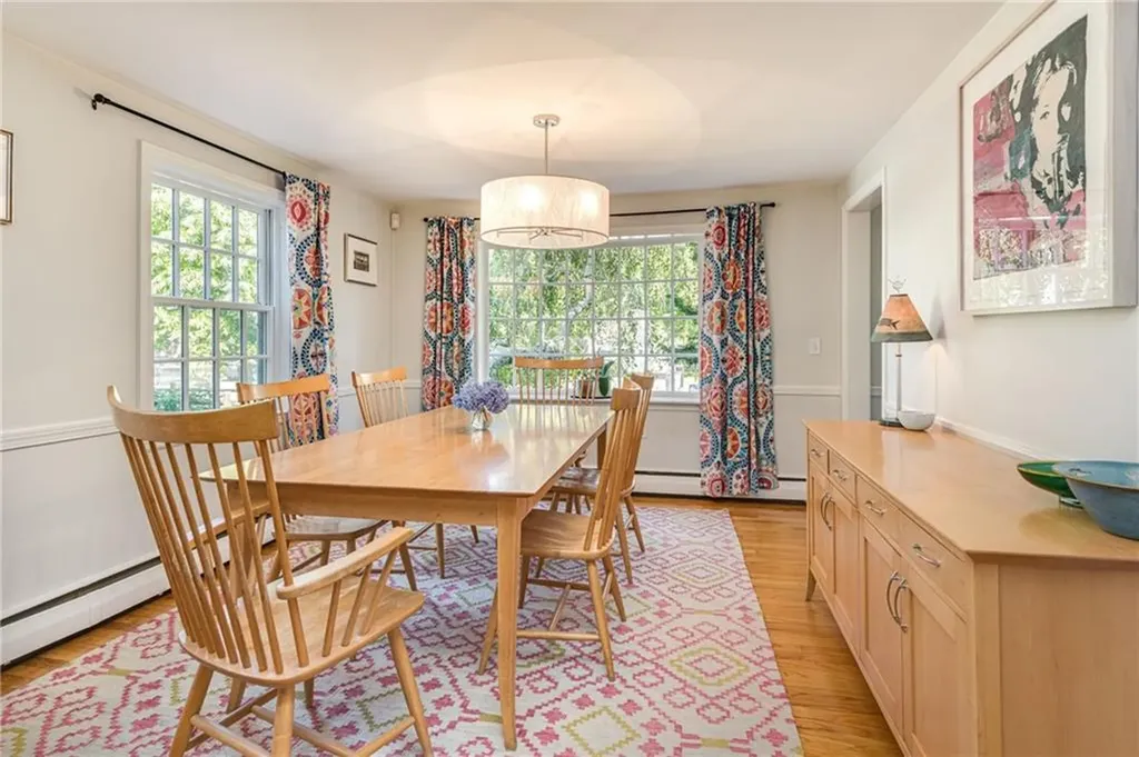 261 Lincoln Avenue Barrington RI 02806