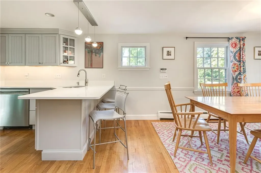 261 Lincoln Avenue Barrington RI 02806