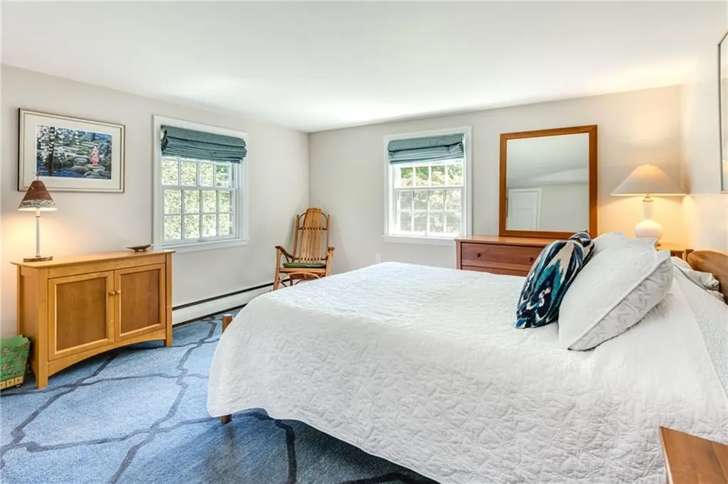 261 Lincoln Avenue Barrington RI 02806