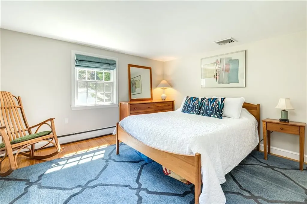 261 Lincoln Avenue Barrington RI 02806