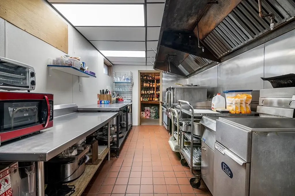 245 Washington Street West Warwick RI 02893