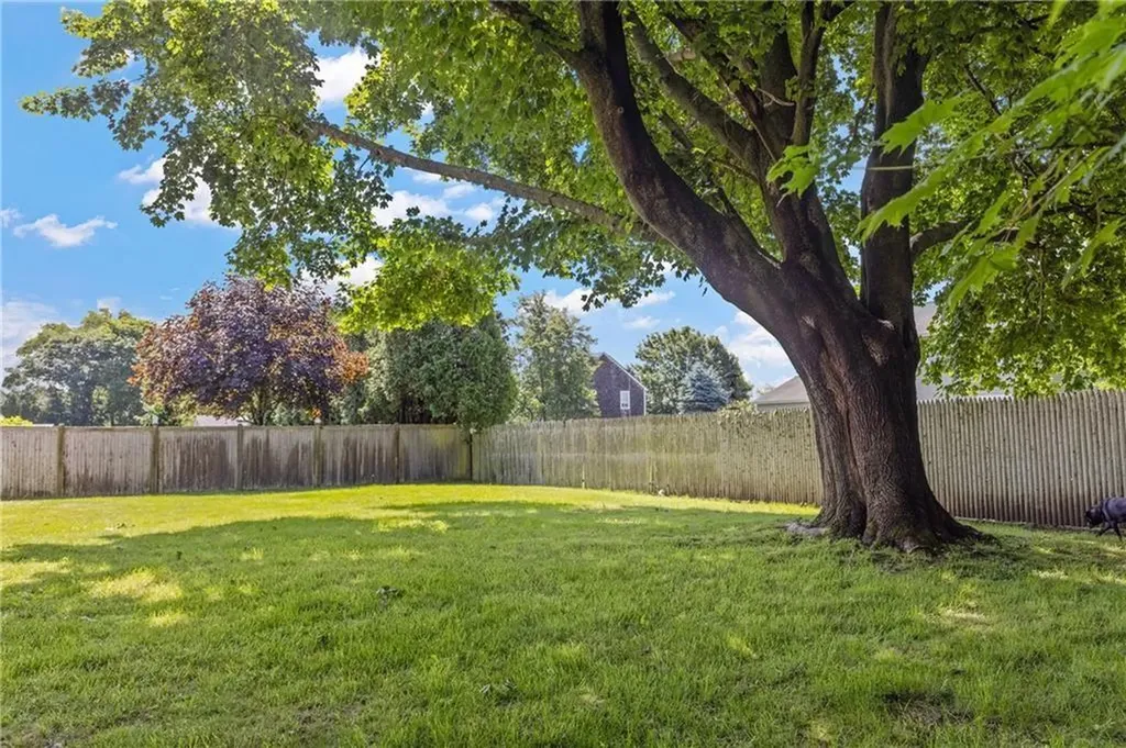 96 Jo Anne Avenue Portsmouth RI 02871