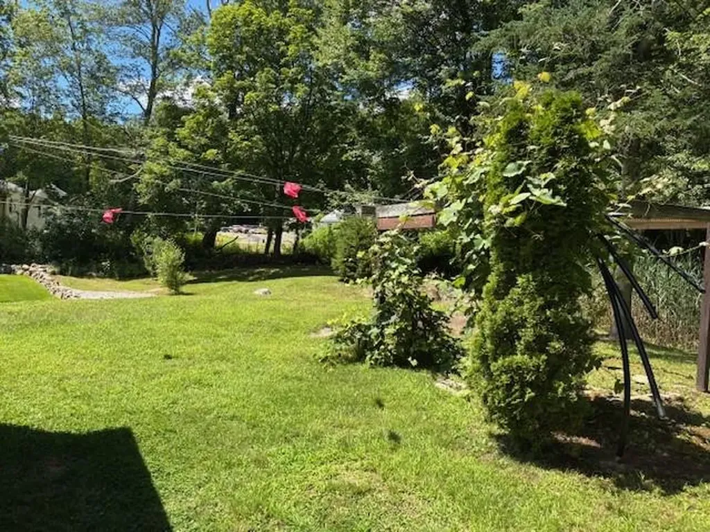 1932 Victory Highway Burrillville RI 02826