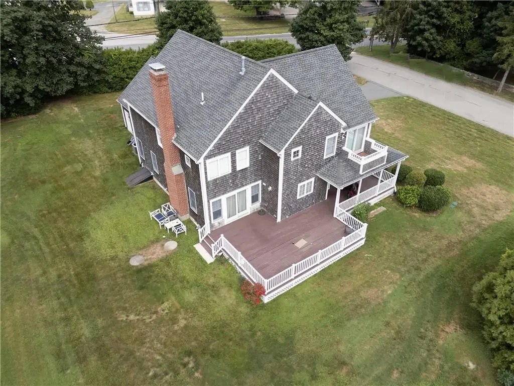 9 Prospect Lane Portsmouth RI 02871