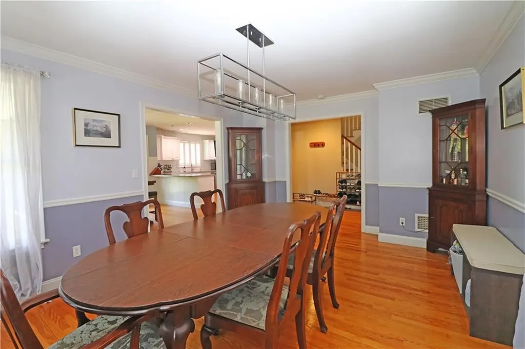 9 Prospect Lane Portsmouth RI 02871