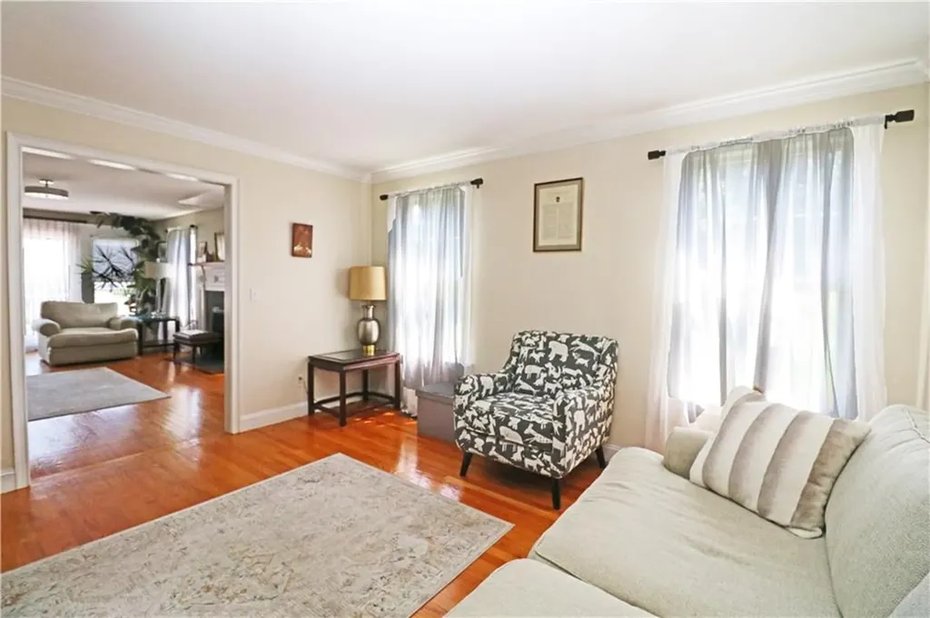 9 Prospect Lane Portsmouth RI 02871