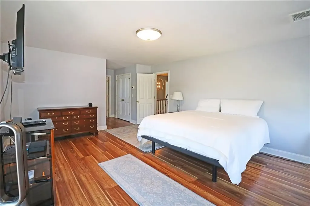 9 Prospect Lane Portsmouth RI 02871