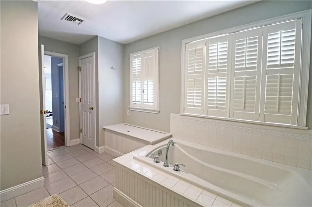 9 Prospect Lane Portsmouth RI 02871