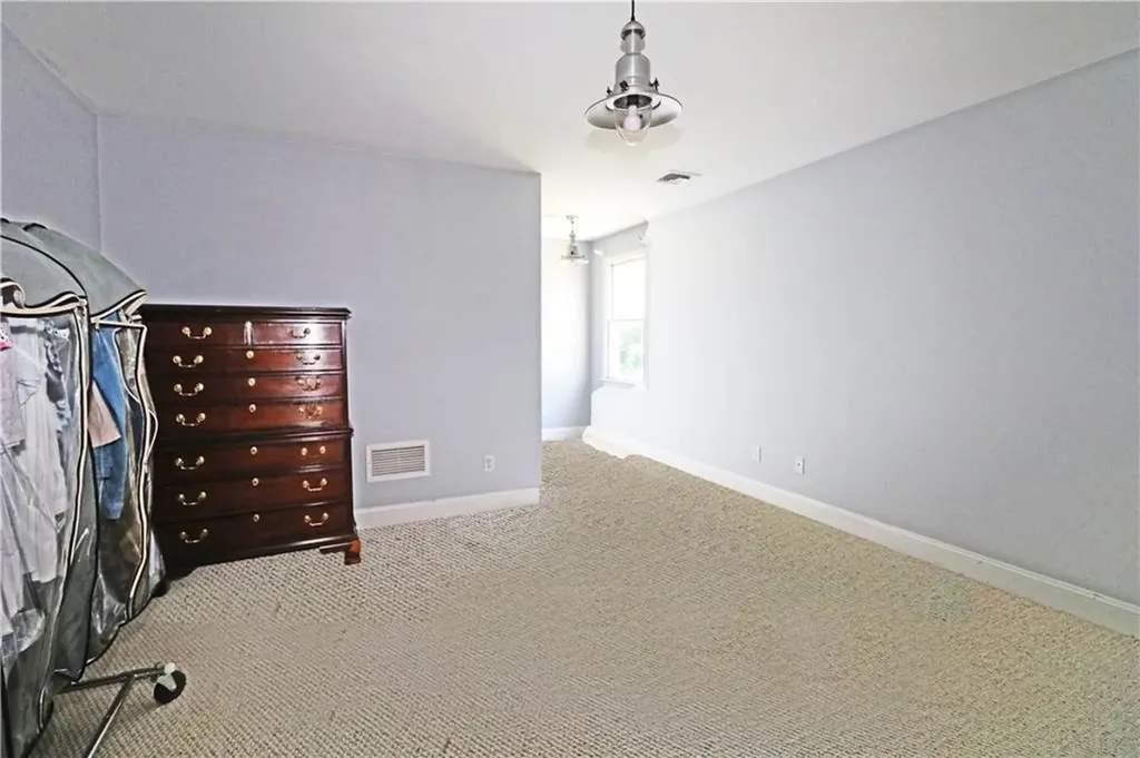 9 Prospect Lane Portsmouth RI 02871