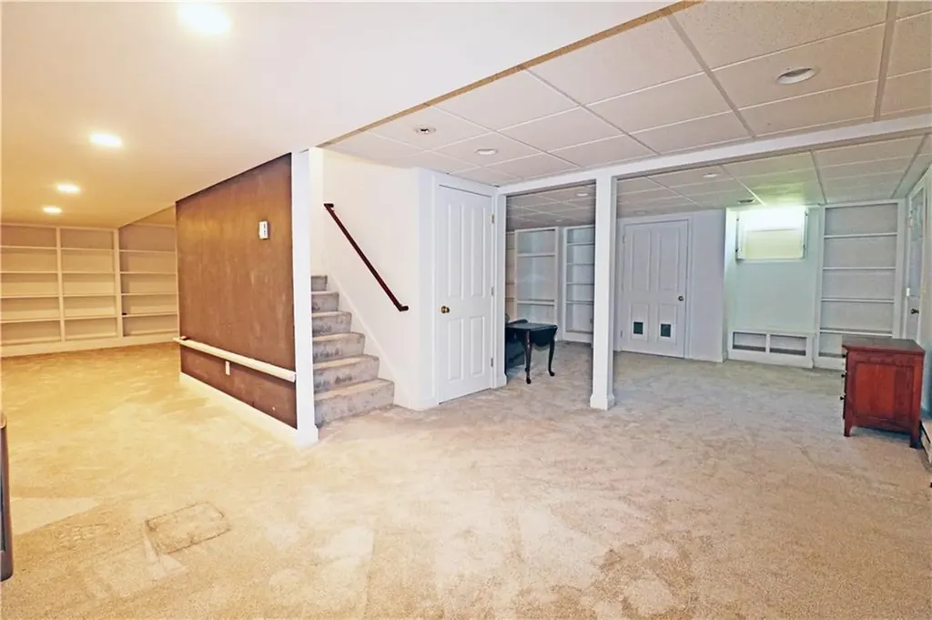 9 Prospect Lane Portsmouth RI 02871