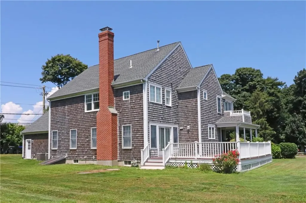 9 Prospect Lane Portsmouth RI 02871