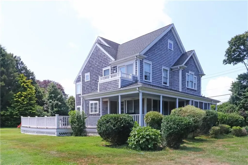 9 Prospect Lane Portsmouth RI 02871