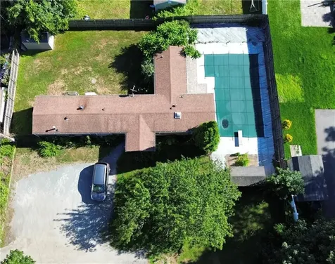 44 Clegg Avenue Tiverton RI 02878