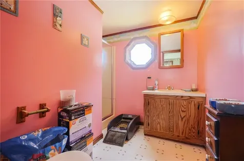 44 Clegg Avenue Tiverton RI 02878