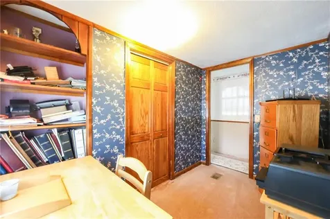 44 Clegg Avenue Tiverton RI 02878