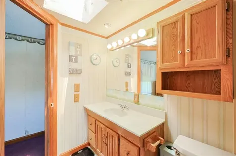 44 Clegg Avenue Tiverton RI 02878