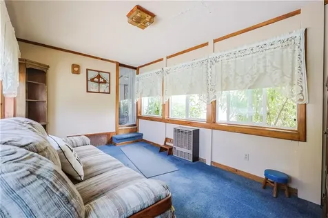 44 Clegg Avenue Tiverton RI 02878