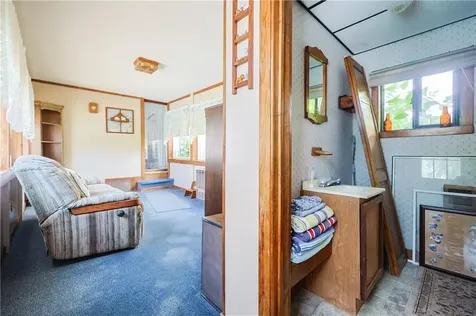 44 Clegg Avenue Tiverton RI 02878