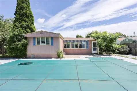 44 Clegg Avenue Tiverton RI 02878