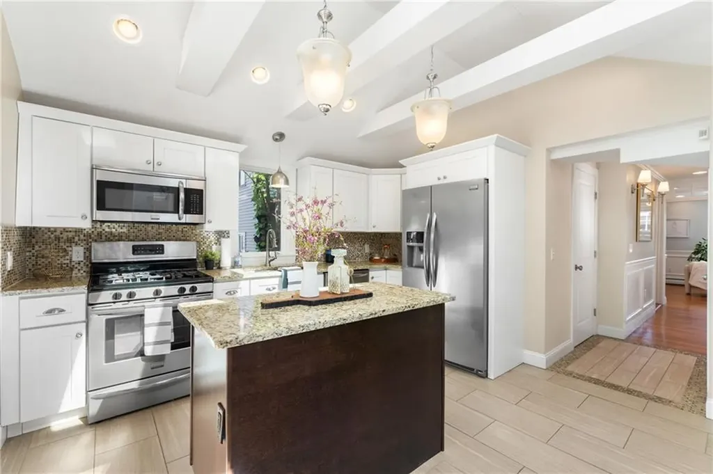 98 Pitman Street Providence RI 02906