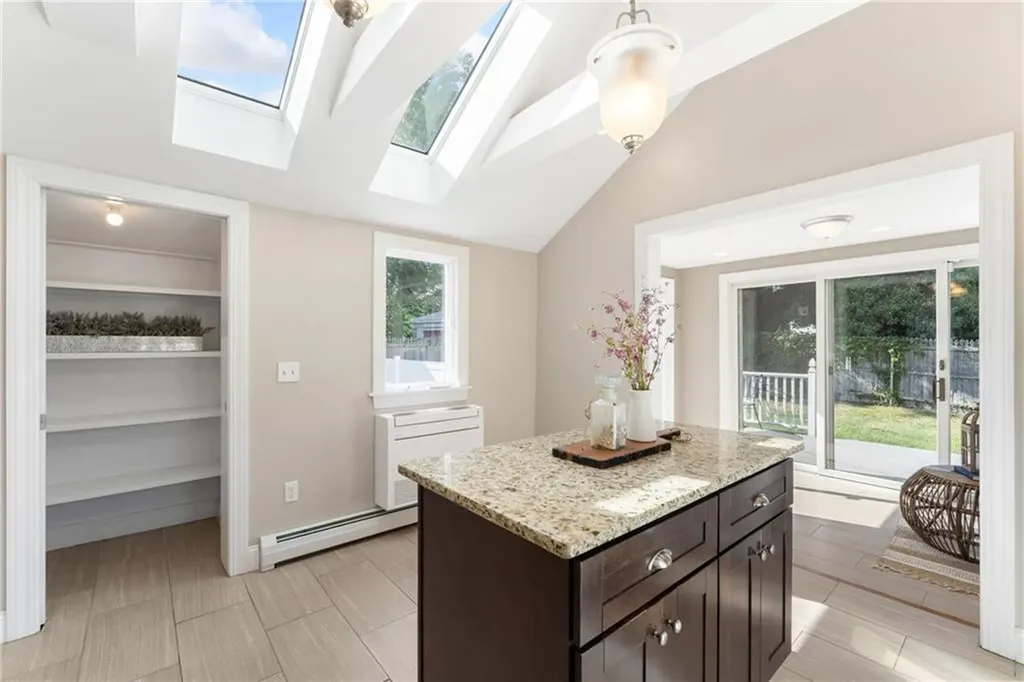 98 Pitman Street Providence RI 02906