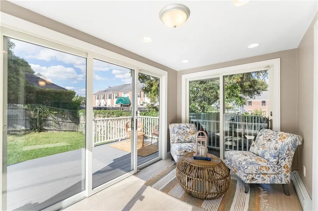 98 Pitman Street Providence RI 02906