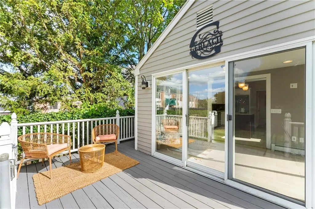 98 Pitman Street Providence RI 02906